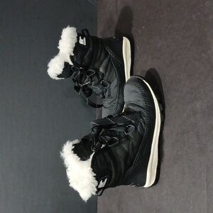 SOREL WATERPROOF WINTER BOOTS KIDS SZ 12 PRE-OWNED GRILS